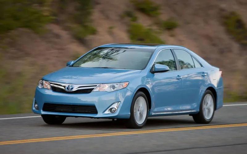 Toyota Camry Hybrid 2013