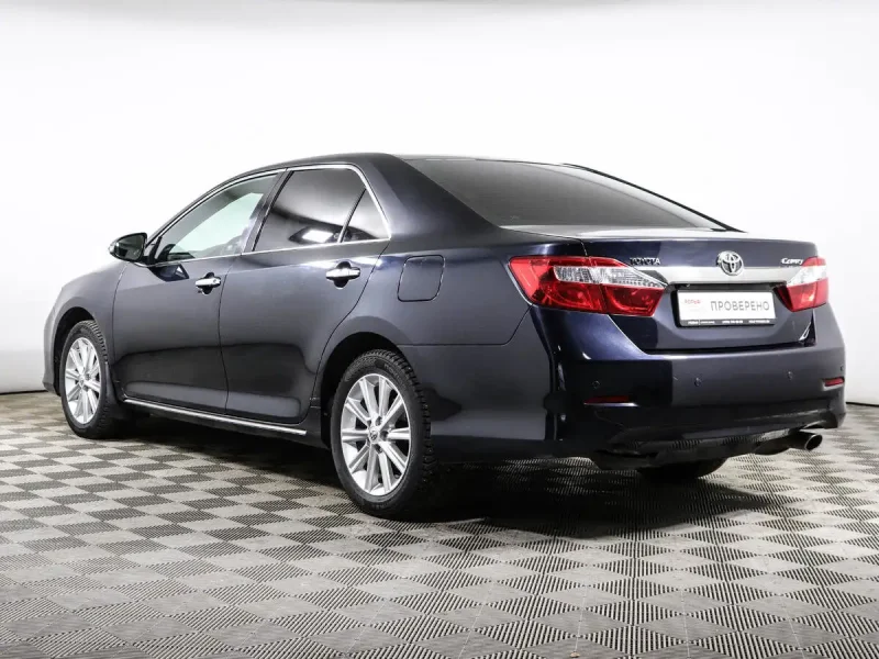 Toyota Camry 2022