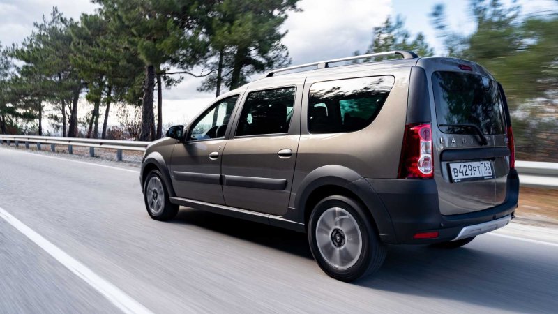 Lada Largus Cross 7 мест