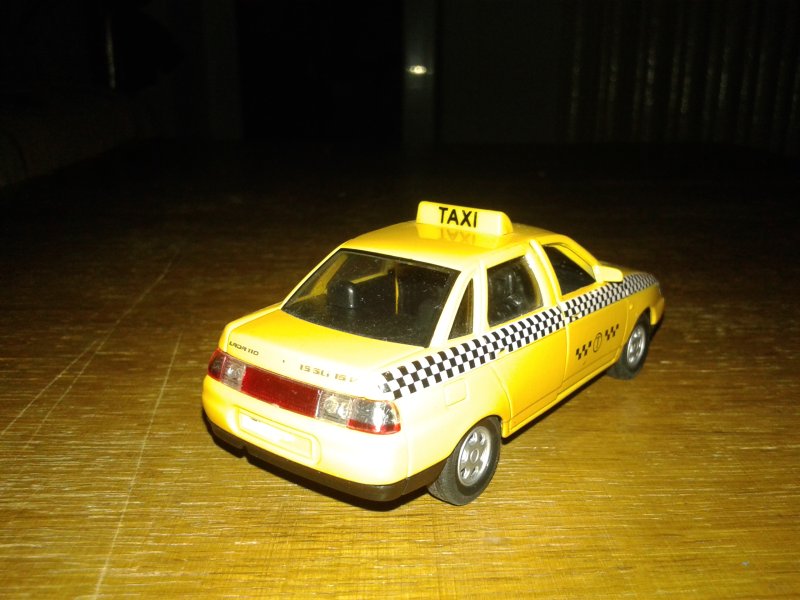 Машина 1 43 Lada Granta инерционная Carline