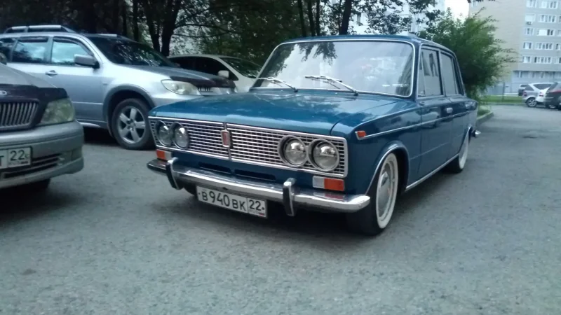 Лада 2103 универсал