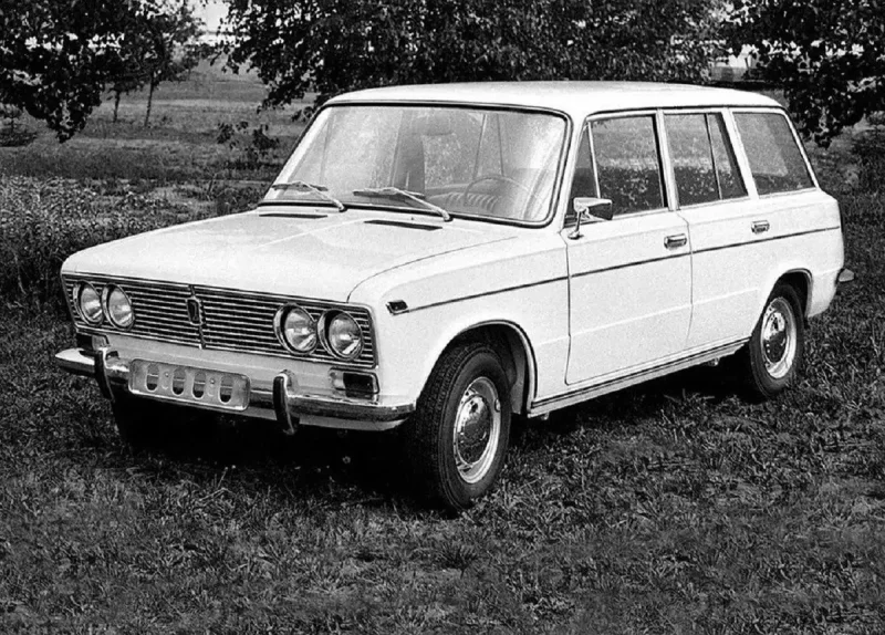 2103 Спереди