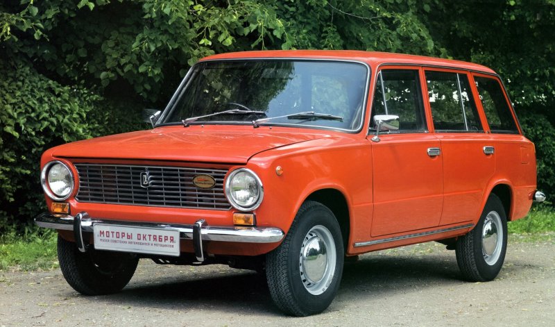Lada 2102
