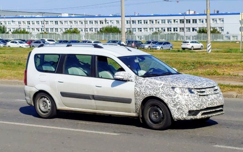 Лада Ларгус фл 2020