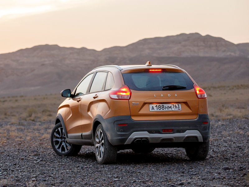 Lada XRAY Cross 2021
