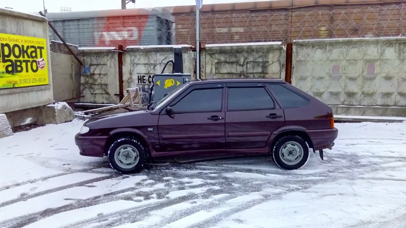 ВАЗ 2114 Вишневая