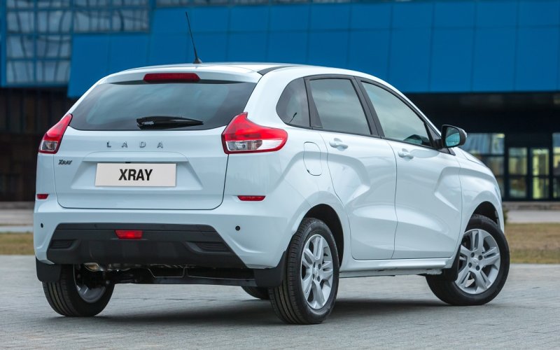 Lada XRAY