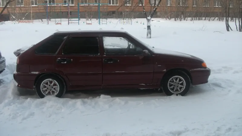 Лада 2114 Вишневая