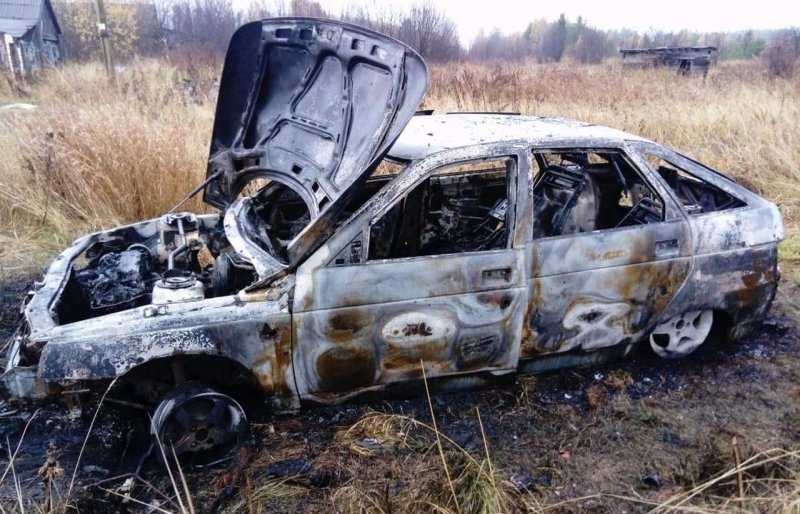 Сгорел автомобиль ВАЗ 21-15