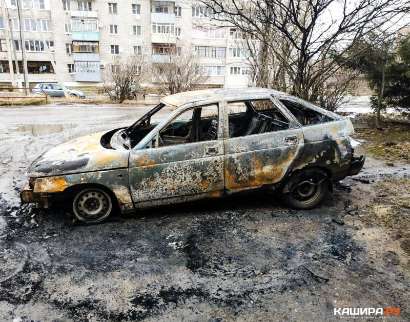 Сгоревшая ВАЗ 2115