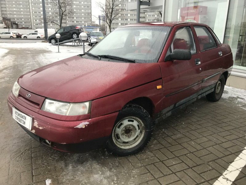 Лада ВАЗ 2110 красная