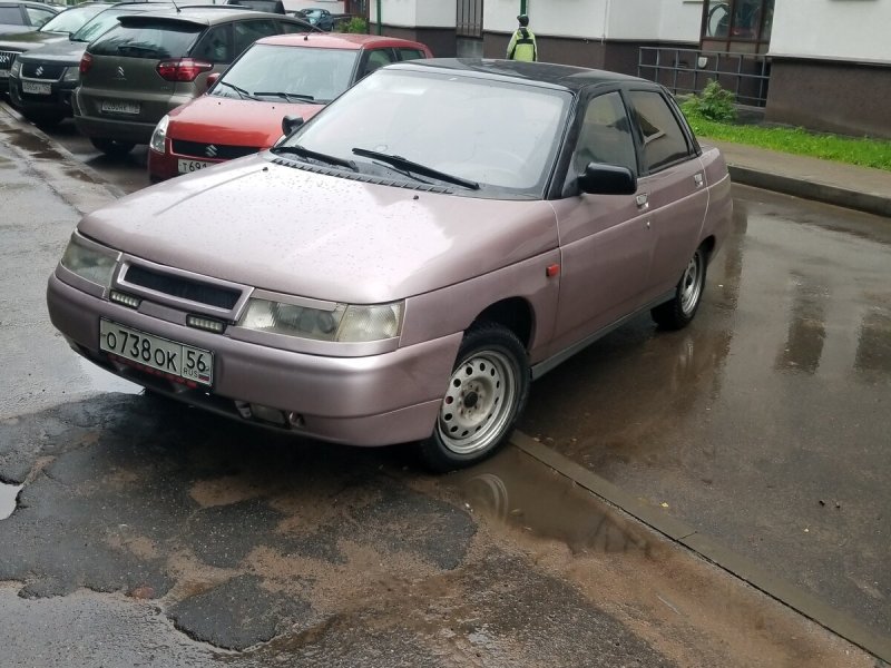 ВАЗ 2110 розовая