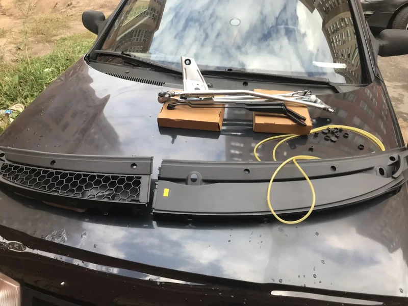 Дренажный слив под жабо Вольво xc90