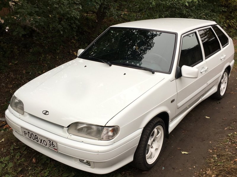 Машины ВАЗ 2114 2113 2115