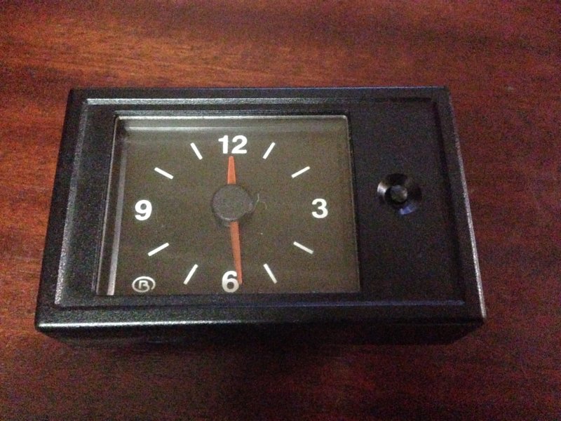 Часы АЧК 10 на ВАЗ 2110