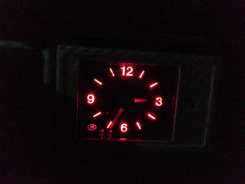 Часы ВАЗ 2110 на ВАЗ 2107