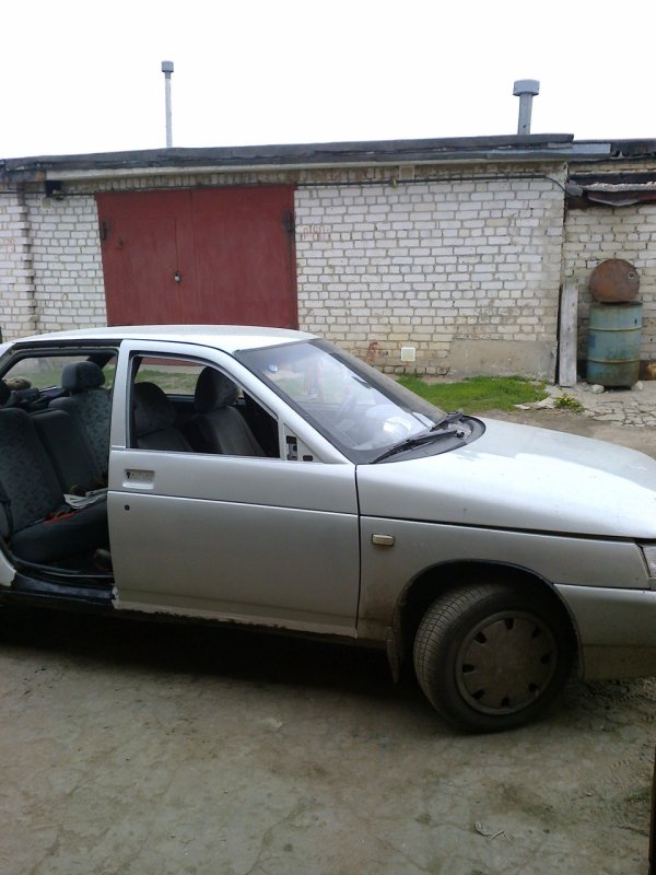 Lada Premier 2110