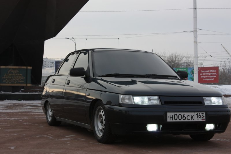 ВАЗ 2110 черная пацанская