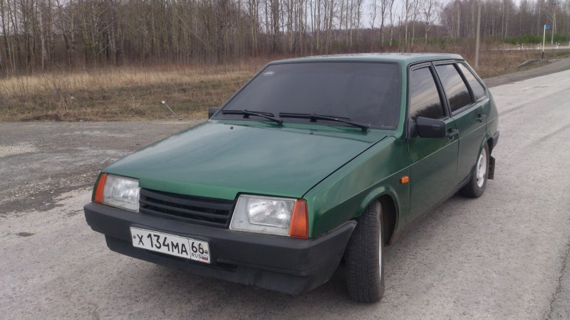 Лада ВАЗ 2110 зеленая