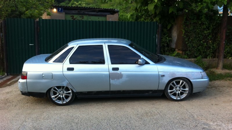 ВАЗ 2110 r16