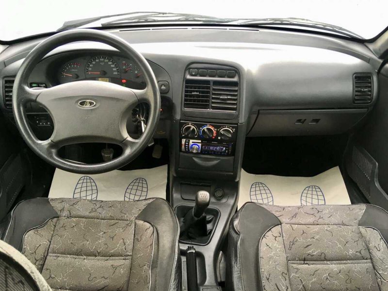 Lada (ВАЗ) 2111 салон