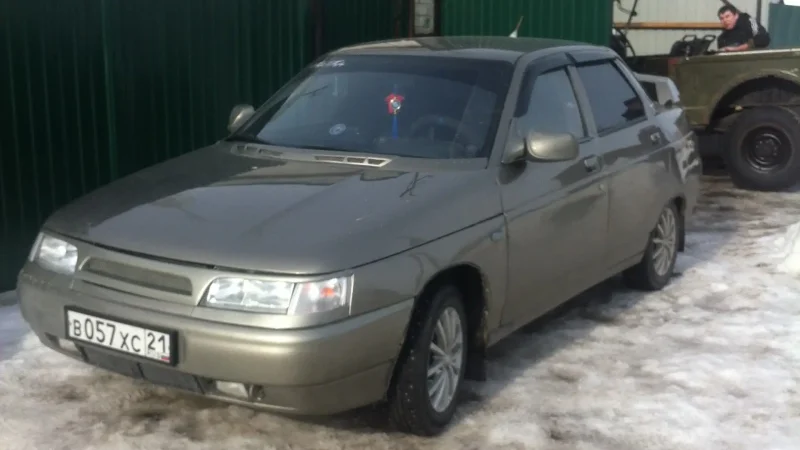 ВАЗ 2110 цвет Папирус 387