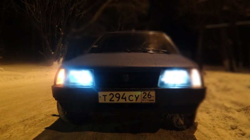 ВАЗ 21099 черный ночью