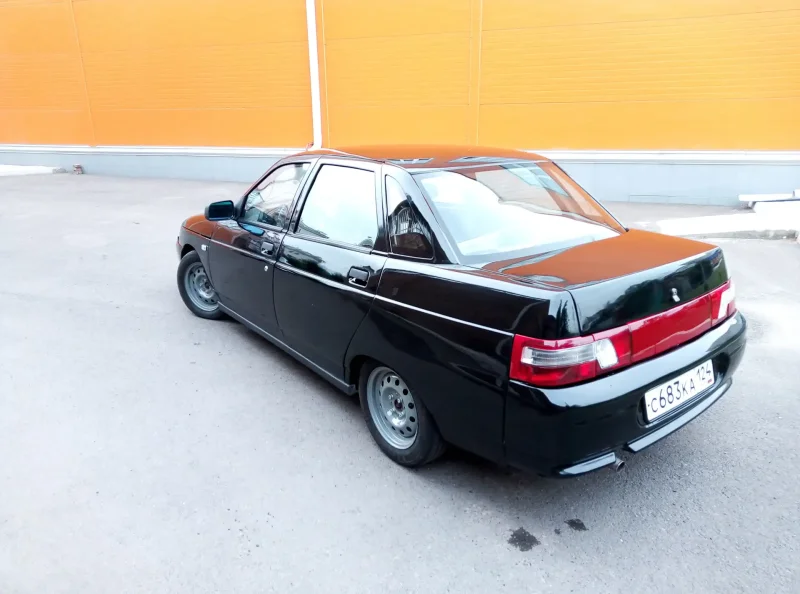 ВАЗ 2110 цвет космос