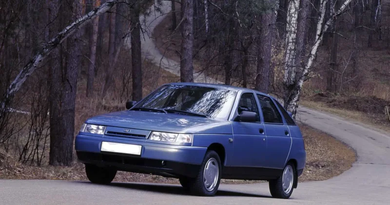 ВАЗ-2112 (Lada 112)