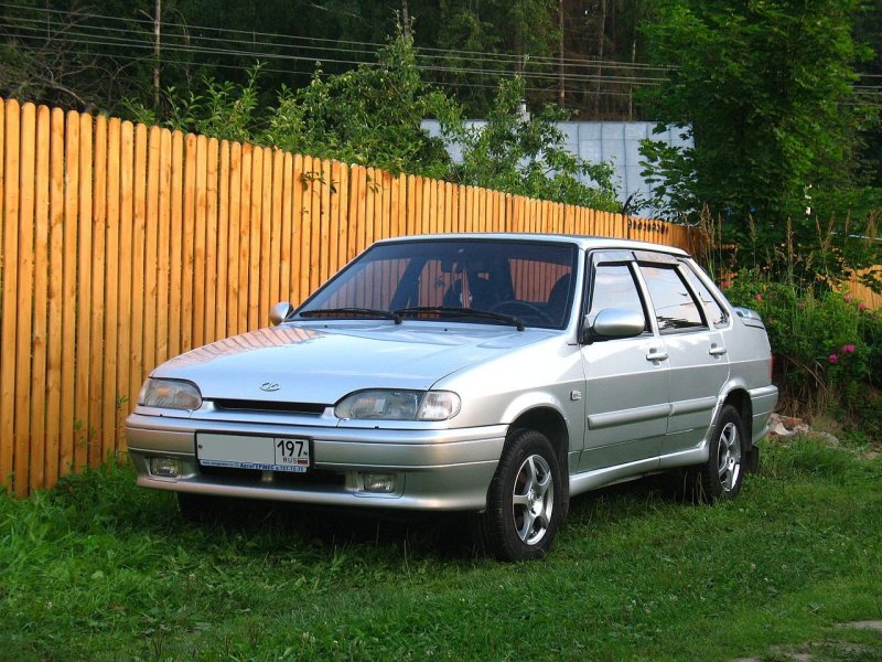 Машина ВАЗ 2115