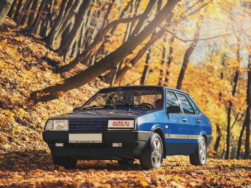 Lada 21099 серебристая