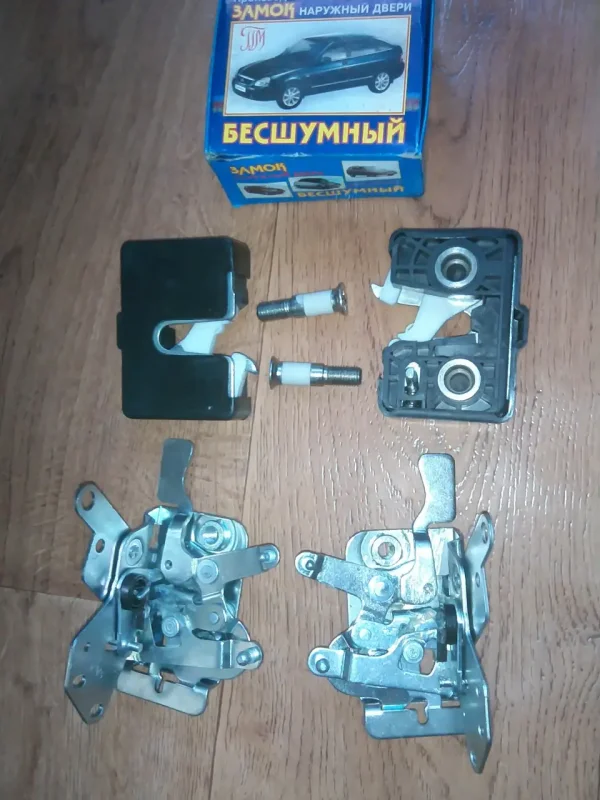 CR 2002 Центральный замок дверной