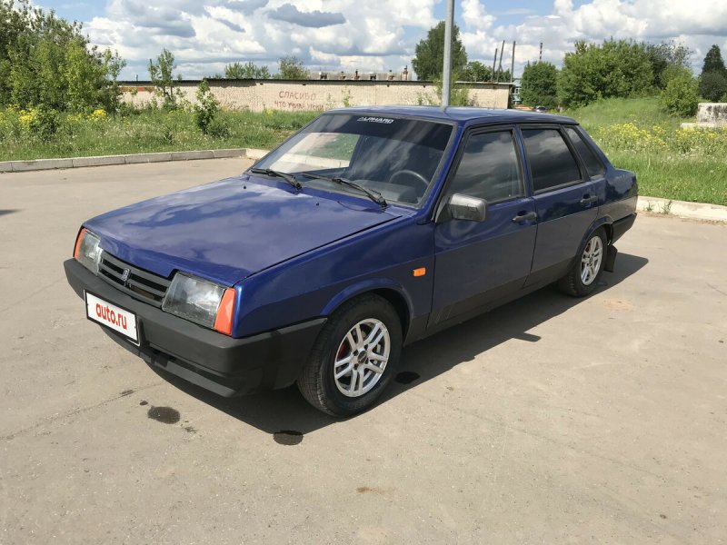 ВАЗ 21099 2011 года выпуска