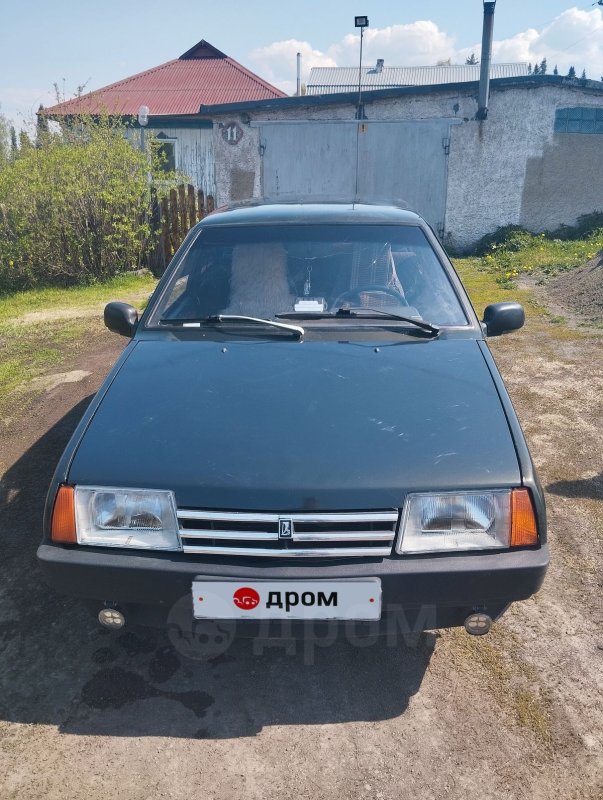 ВАЗ 21099 2004 года