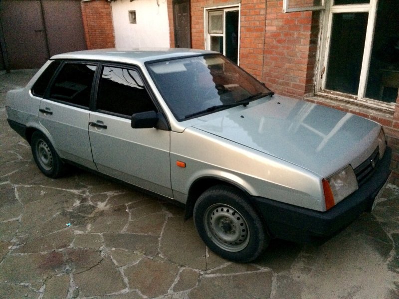 ВАЗ 2108 цвет Мираж