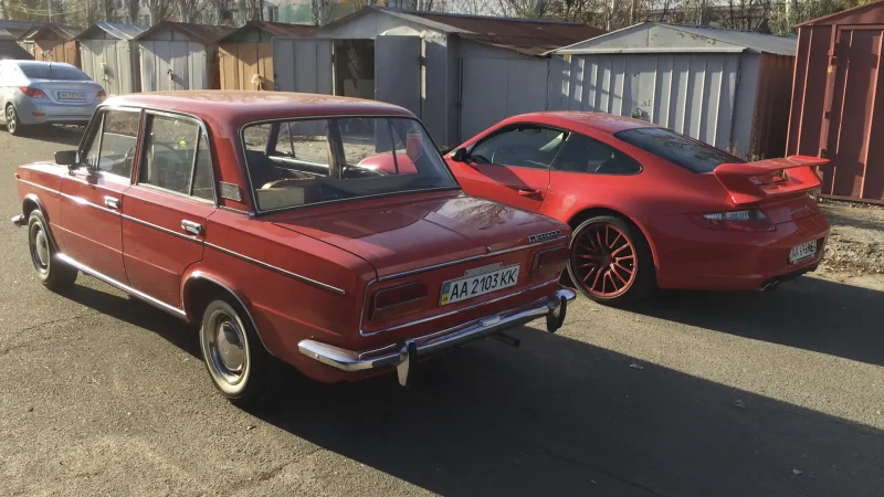 ВАЗ 2103 Fiat 124 зеленый