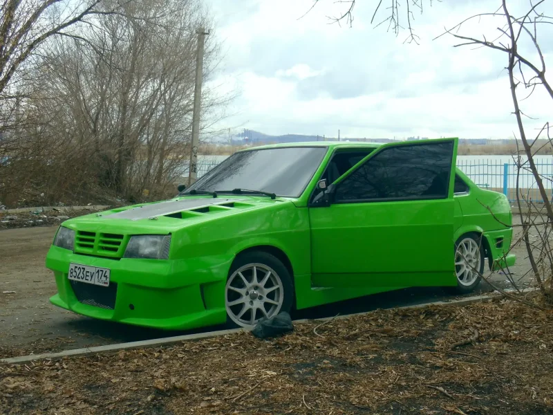 ВАЗ 21099 тюнингованная