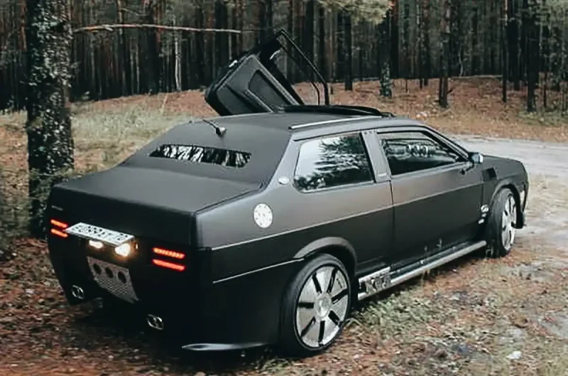 ВАЗ 21099 тюнингованная