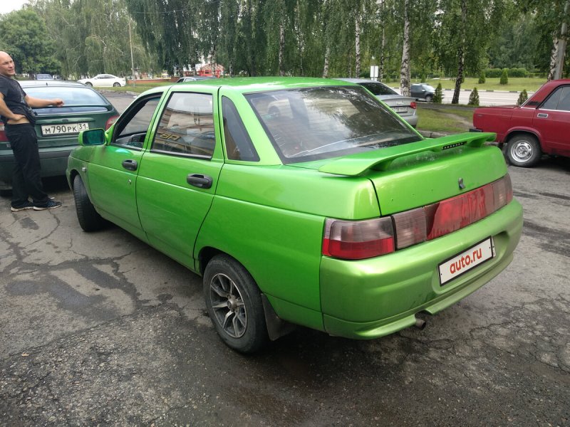 ВАЗ 2110 ярко зеленый