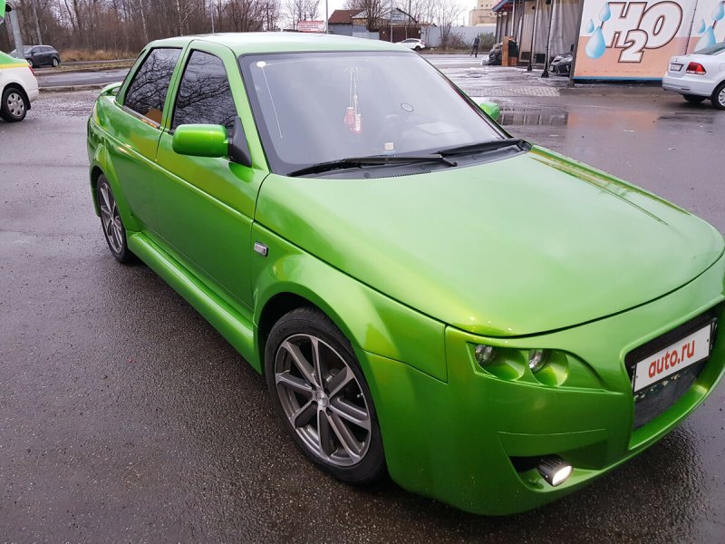 Лада ВАЗ 2110 зеленая