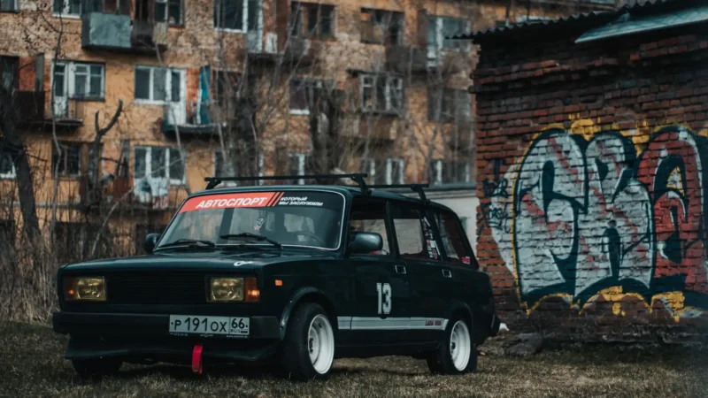 ВАЗ 2104 ржавая