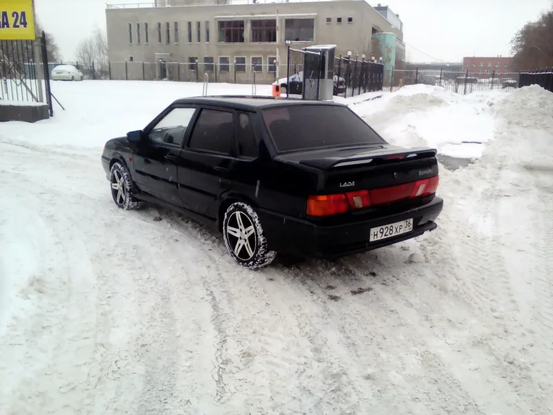 ВАЗ 2115 черная