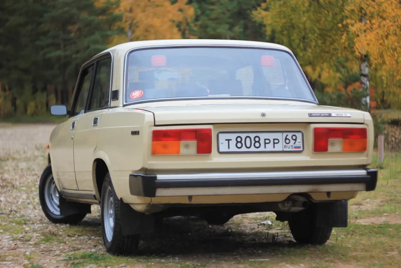 Lada 2107 сзади