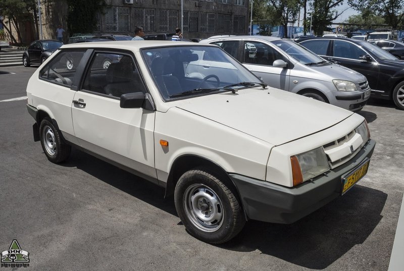 ВАЗ 2108 1990 года