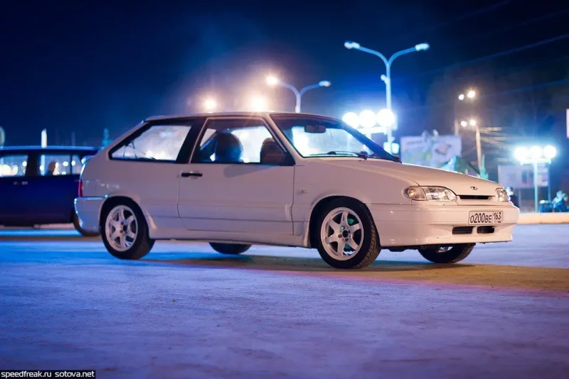 ВАЗ 2113 4к