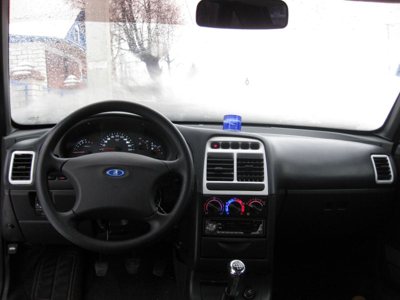 ВАЗ 2112 2007 года салон