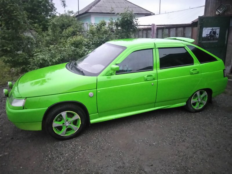 Лада 2112 зеленая