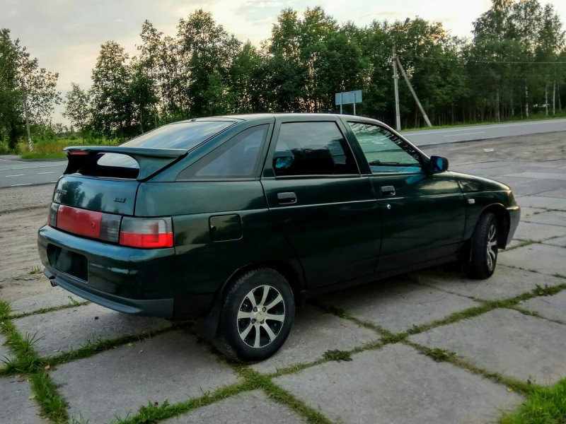 ВАЗ-2112 (Lada 112)