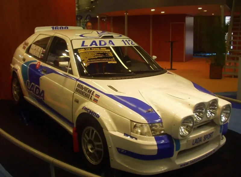 Lada 112 super 2000