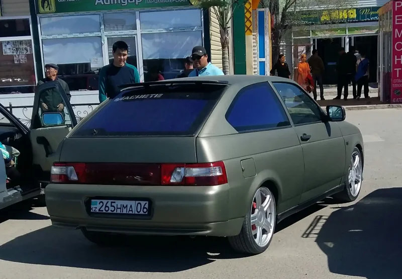 ВАЗ 2115 камуфляж зеленый